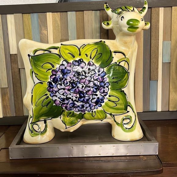 Vintage violets Turov Ceramic Hand Painted cow blooming in time for spring - Picture 1 of 13